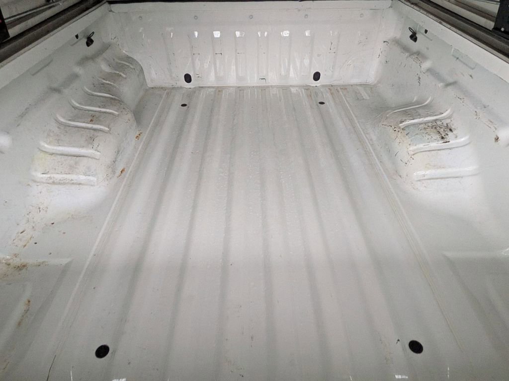 Used 2021 Nissan Frontier S RWD image 19