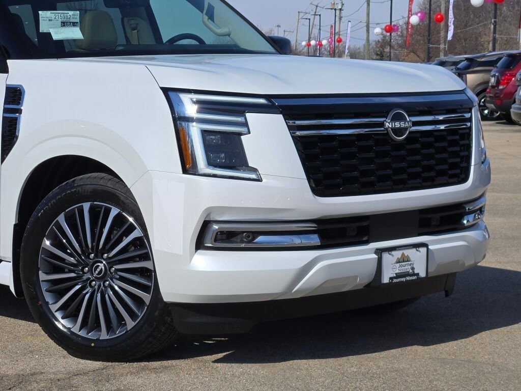 New 2026 Nissan Armada Platinum Reserve w/ Accent Package image 2