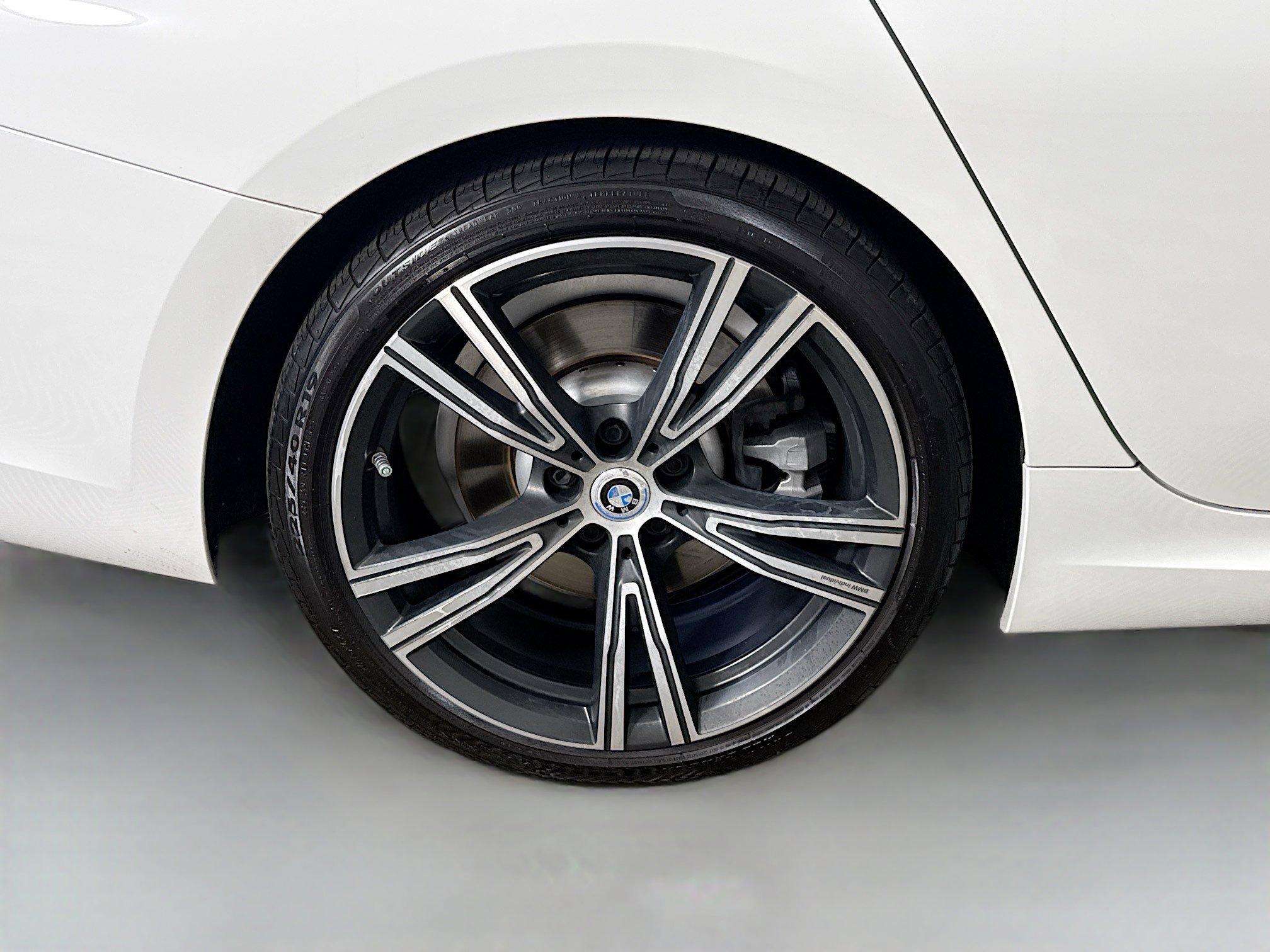 Used 2021 BMW 330i Sedan w/ M Sport Package RWD image 33