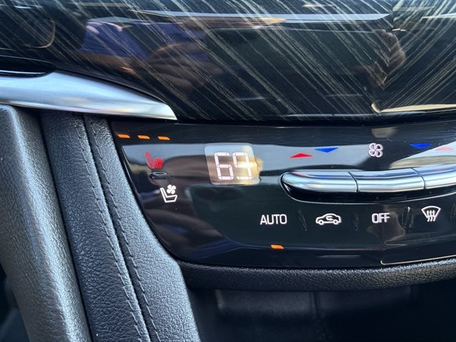 Used 2021 Cadillac XT6 Premium Luxury AWD/4WD image 43