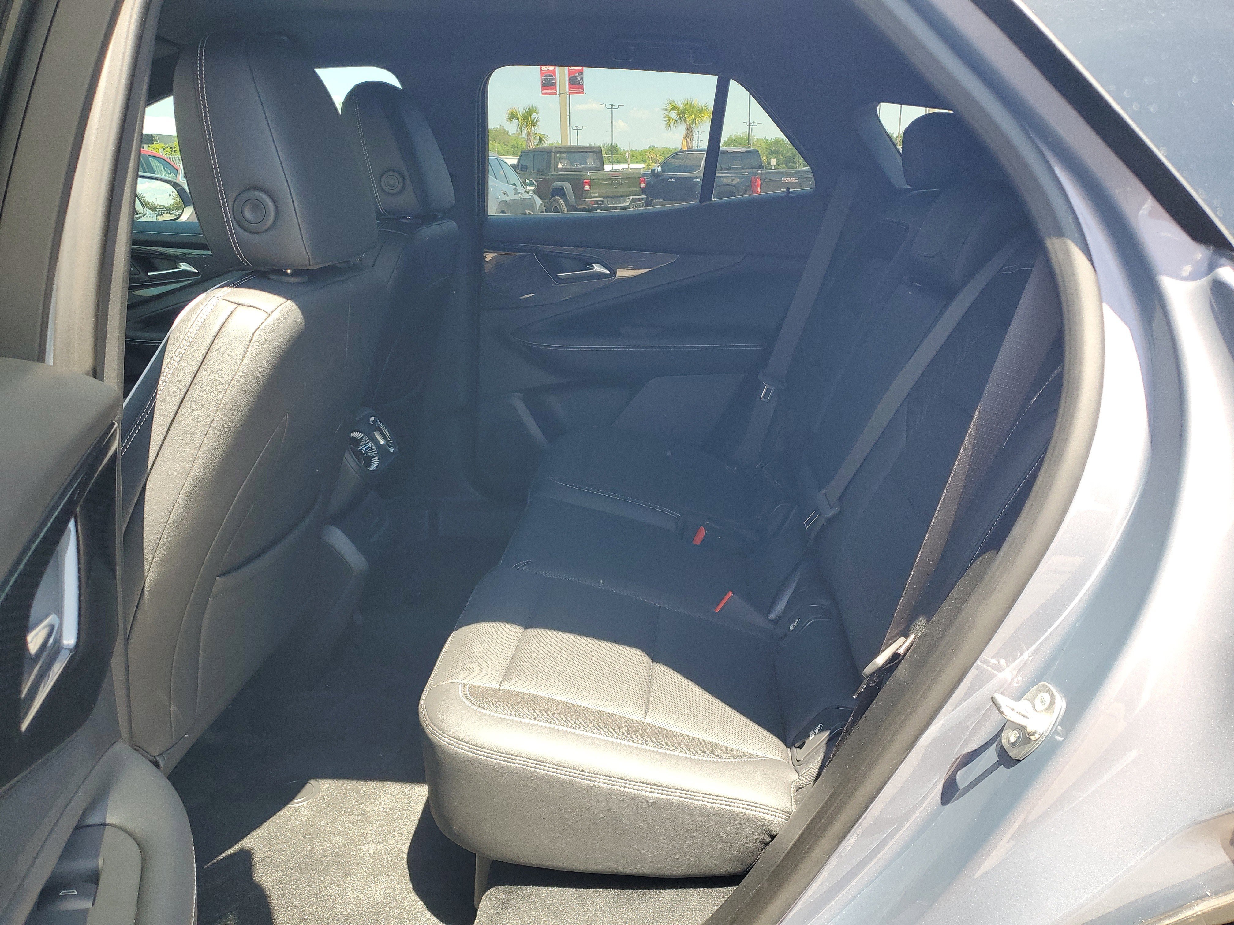 Used 2024 Chevrolet Blazer EV LT AWD/4WD image 17