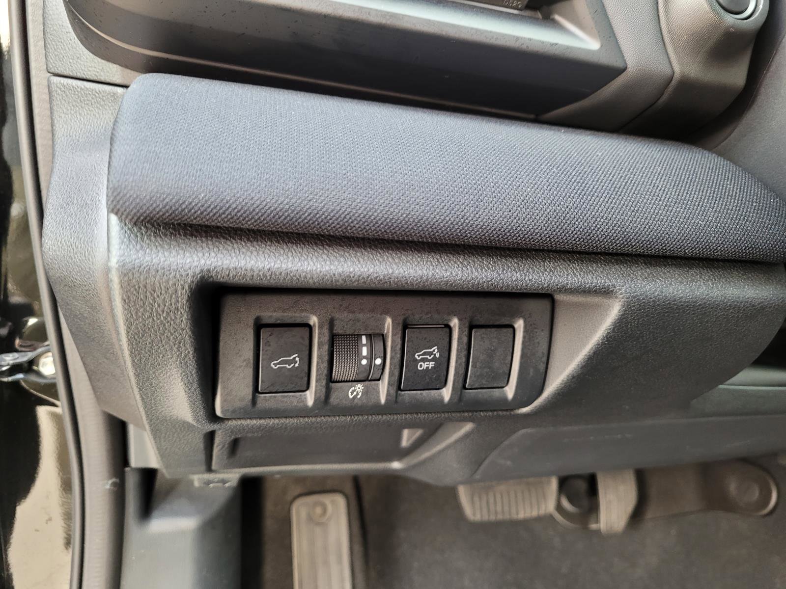 Certified 2025 Subaru Outback Premium image 28