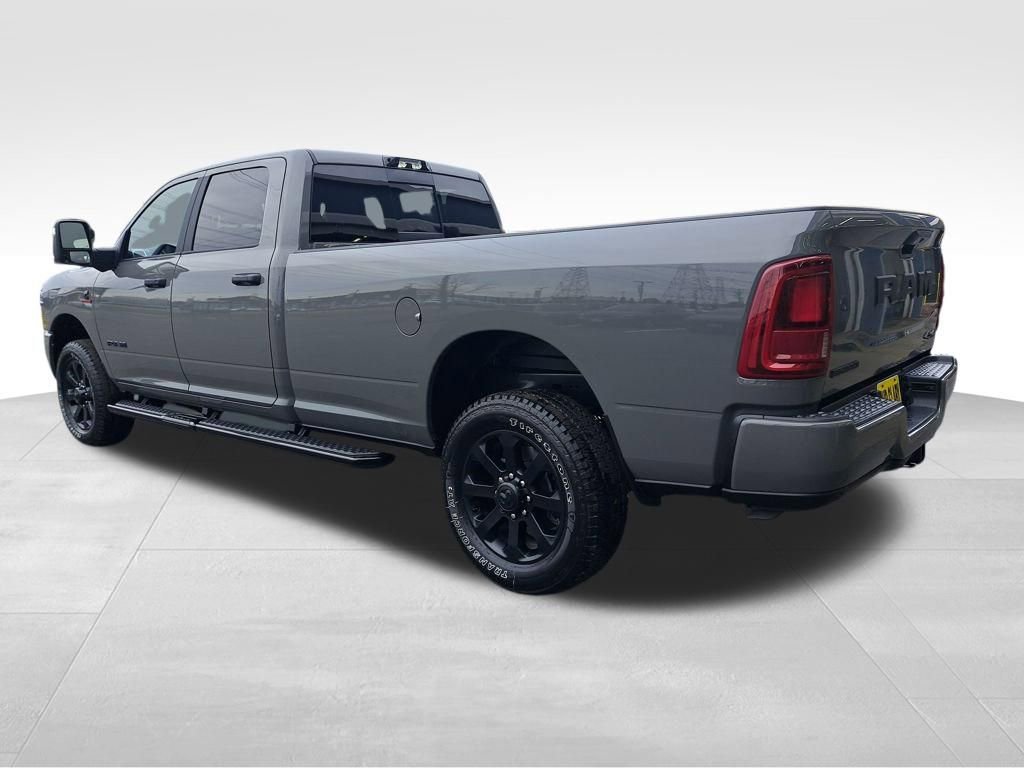 New 2026 RAM 2500 Big Horn AWD/4WD image 3