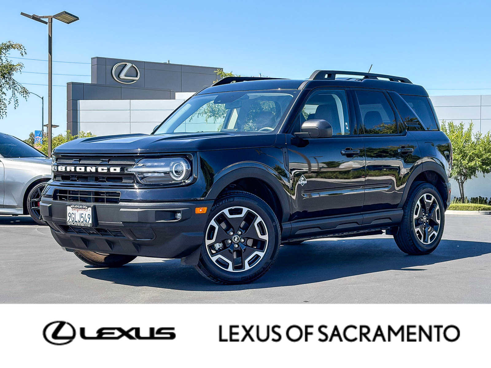 Used 2023 Ford Bronco Sport Outer Banks AWD/4WD image 1