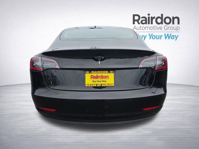 Used 2020 Tesla Model 3 Standard Range Plus image 8