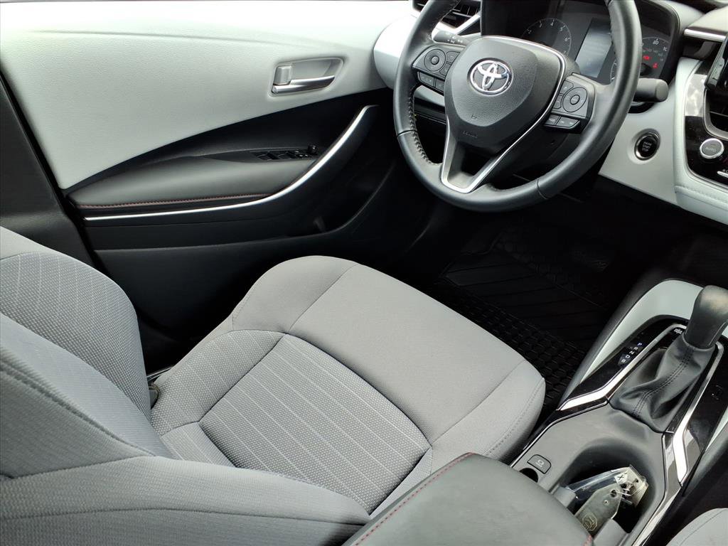 Used 2025 Toyota Corolla SE image 16