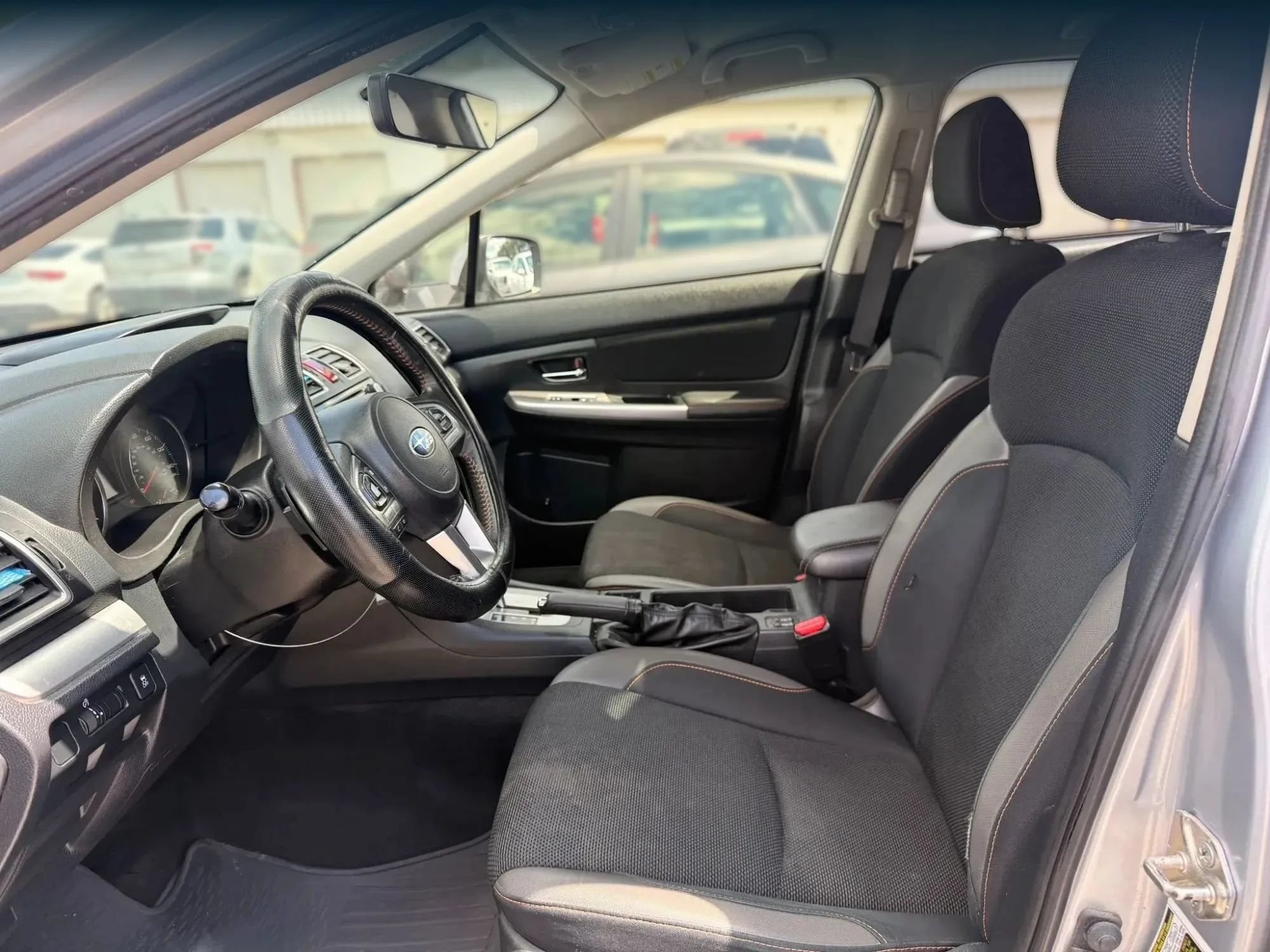 Used 2017 Subaru Crosstrek 2.0i Premium w/ Popular Package #1 AWD/4WD image 2
