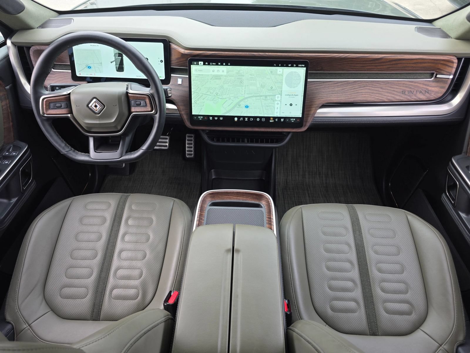 Used 2023 Rivian R1S Launch Edition Quad AWD/4WD image 13