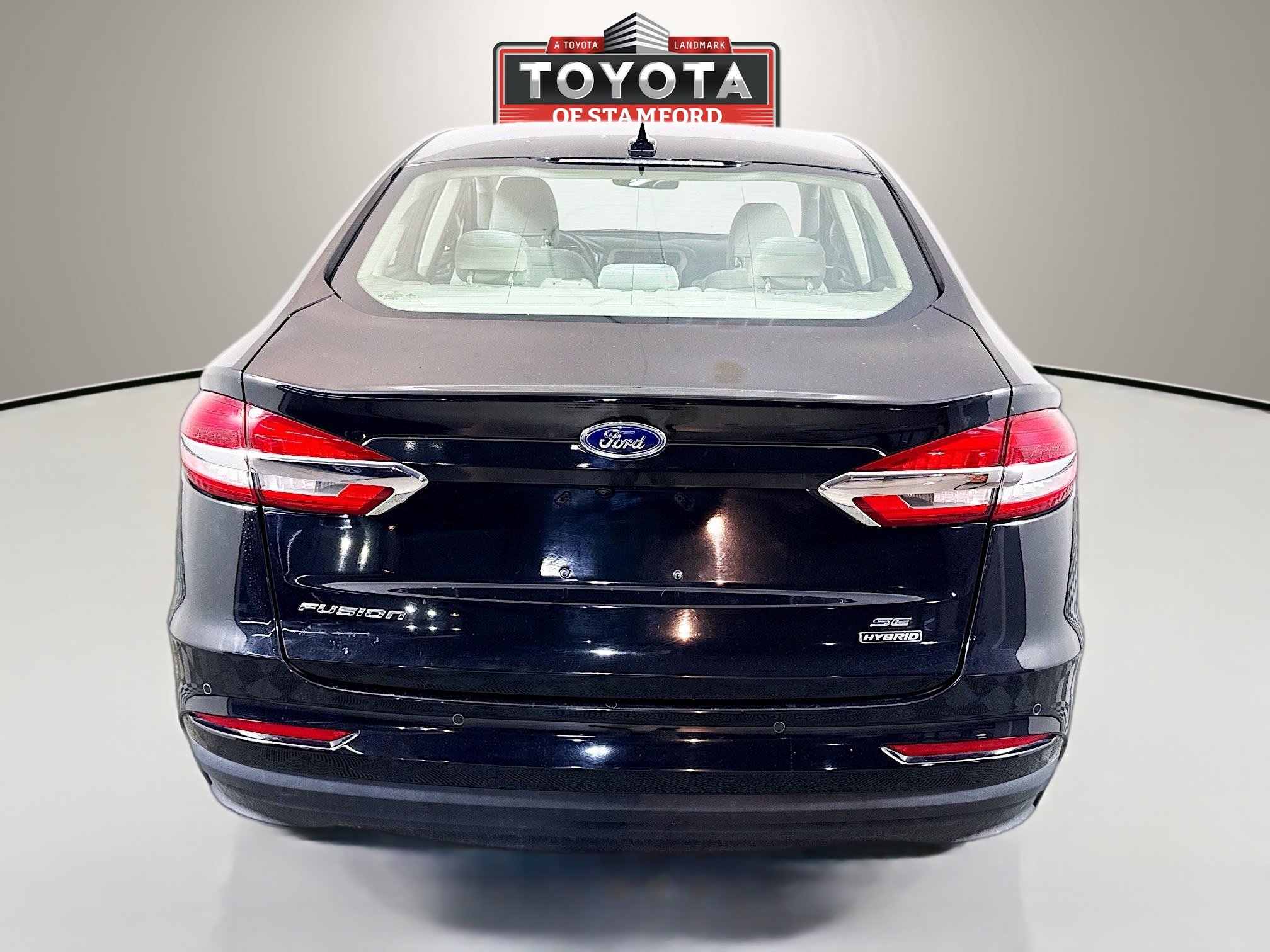 Used 2020 Ford Fusion SE image 6
