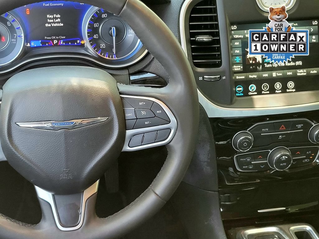 Used 2023 Chrysler 300 Touring RWD image 13