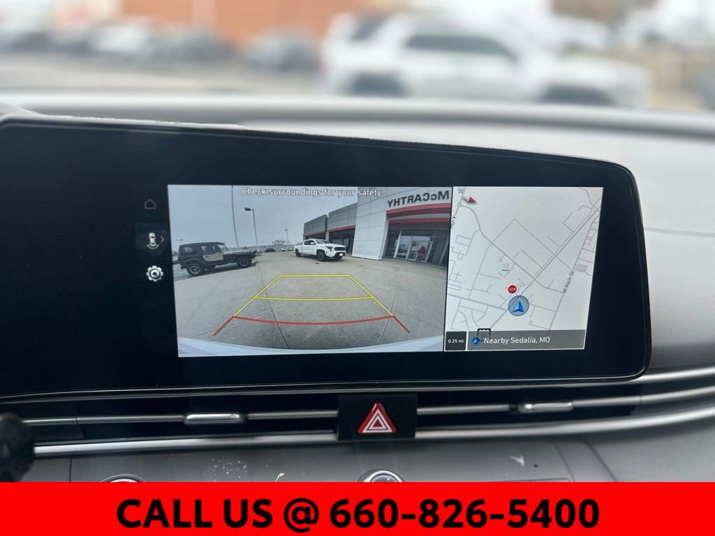 Used 2025 Hyundai Elantra SEL image 14