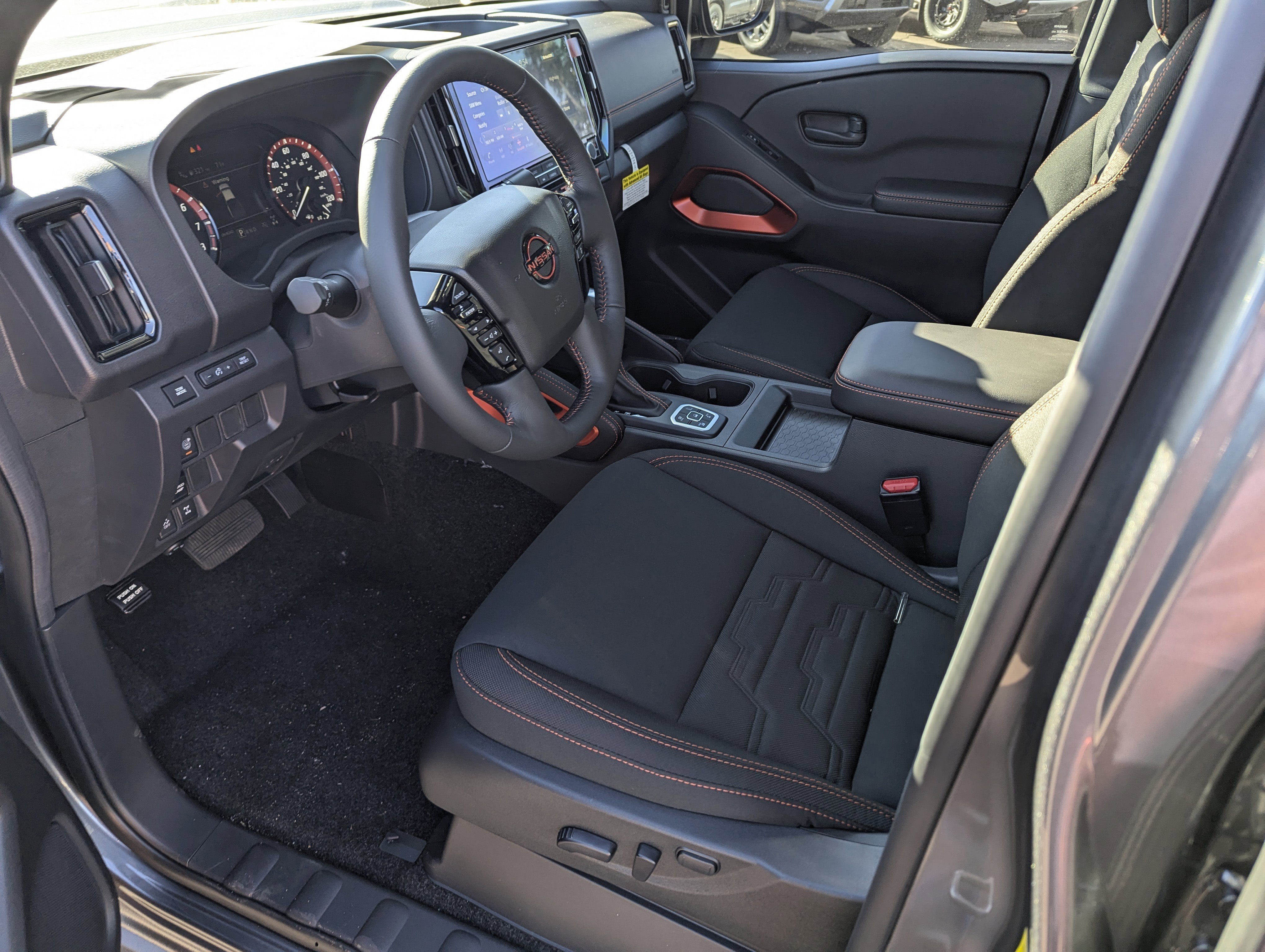 New 2026 Nissan Frontier PRO-4X image 10