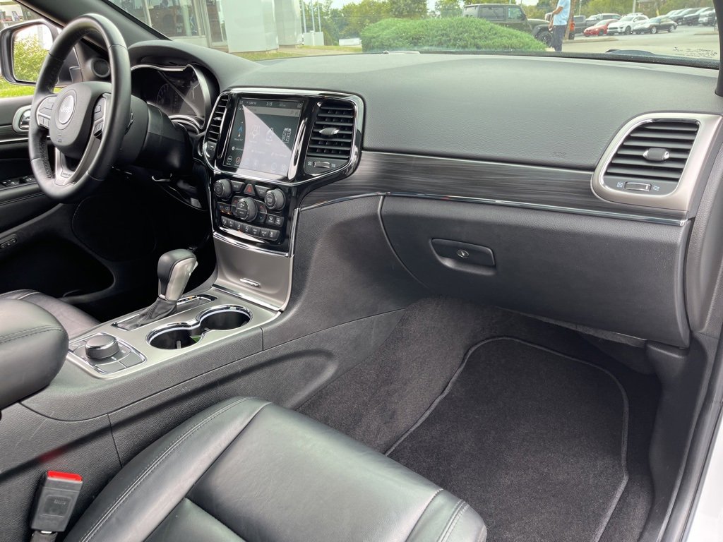 Used 2022 Jeep Grand Cherokee Limited w/ Trailer Tow Group IV image 41