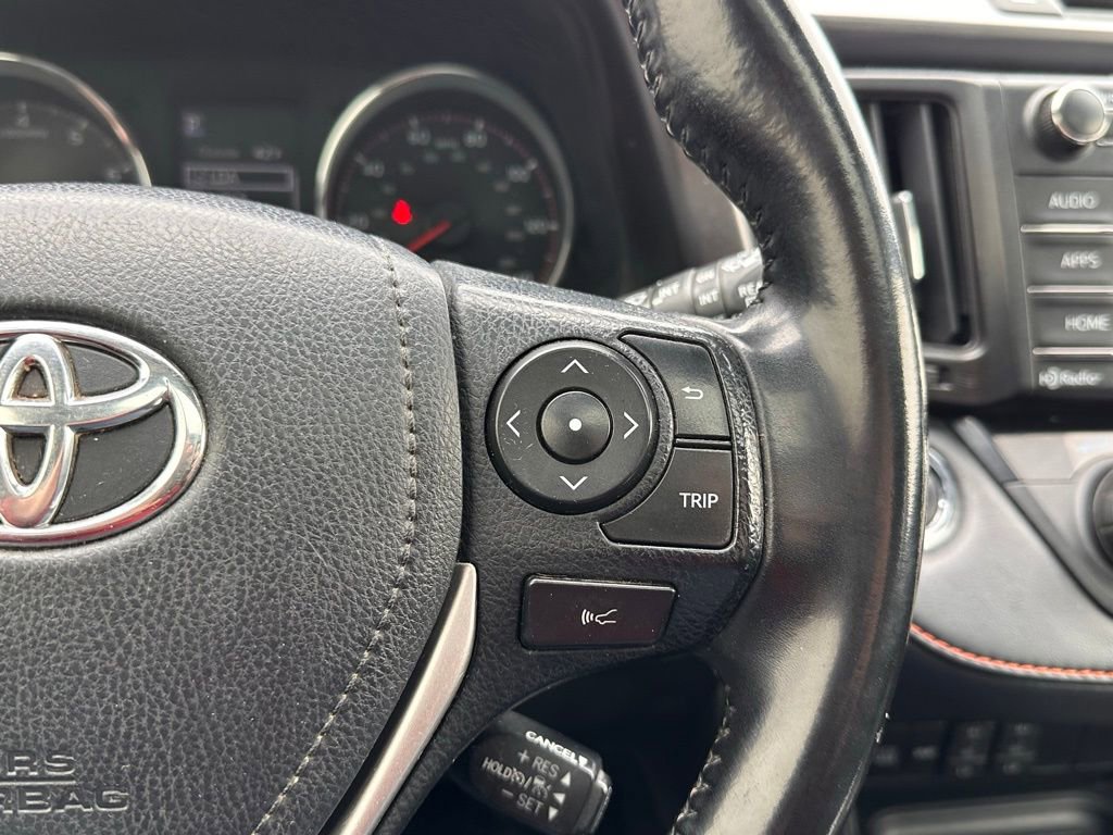 Used 2018 Toyota RAV4 SE w/ Power Extra Value Package AWD/4WD image 27