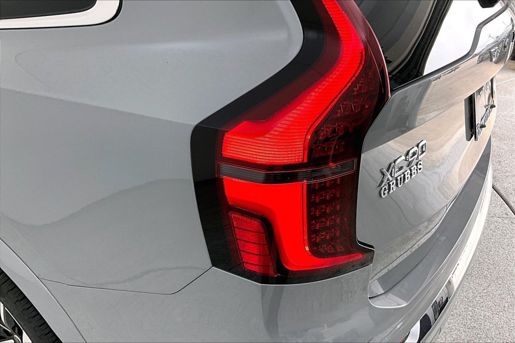 New 2026 Volvo XC90 B6 Ultra w/ Protection Package AWD/4WD image 30