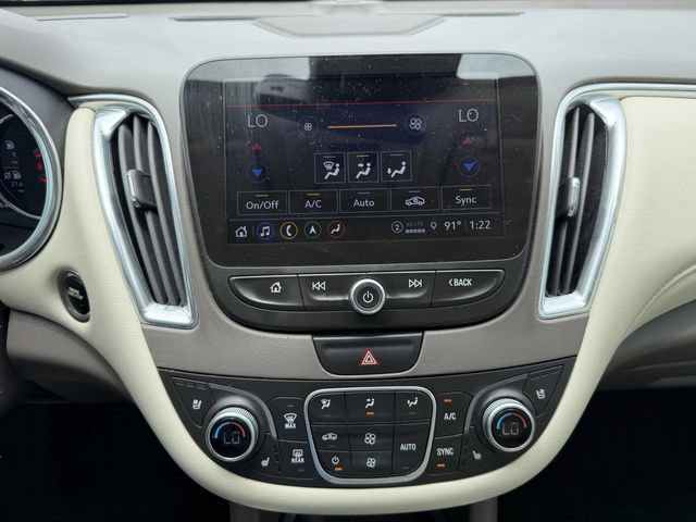 Used 2022 Chevrolet Malibu Premier FWD image 23