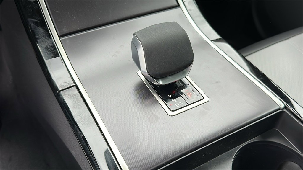 New 2026 Land Rover Range Rover Velar Dynamic SE image 20