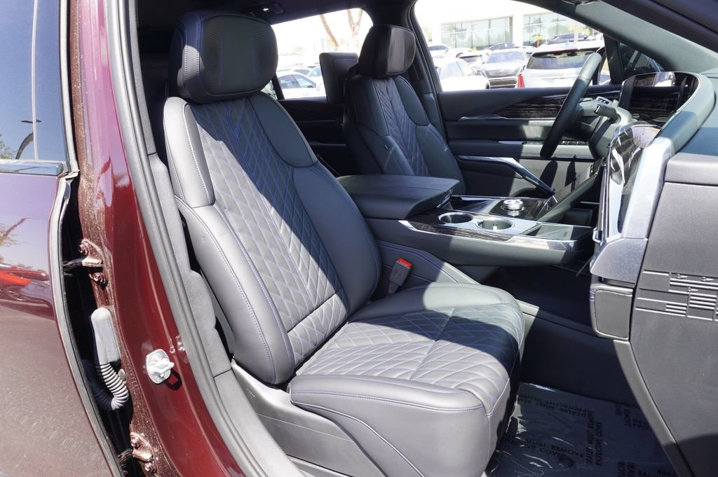 New 2025 Cadillac Escalade IQ Sport 1 w/ Smart Trailering package AWD/4WD image 13