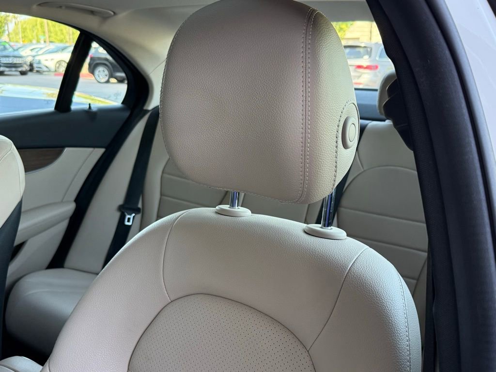 Used 2019 Mercedes-Benz C 300 Sedan image 3