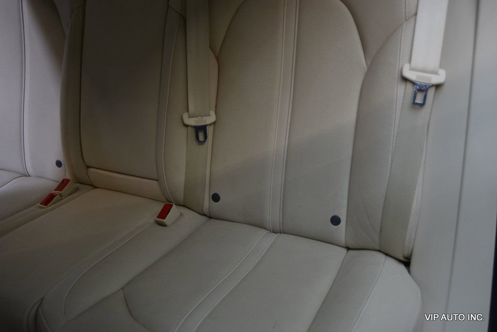 Used 2014 Audi A8 L TDI w/ Premium Package image 26