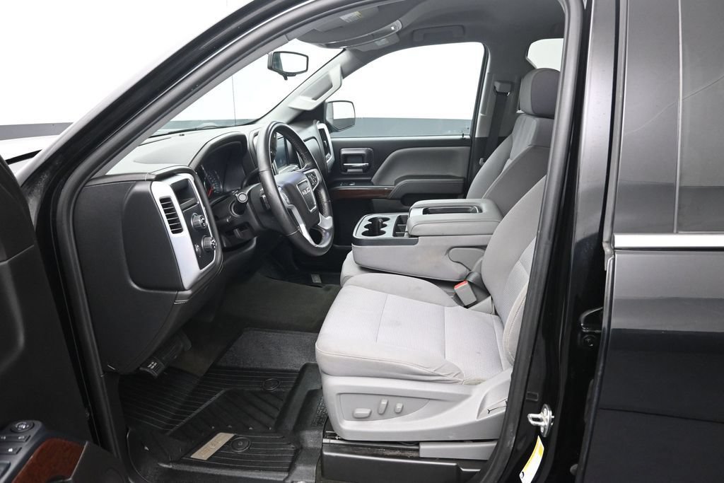 Used 2018 GMC Sierra 1500 SLE w/ SLE Value Package AWD/4WD image 9