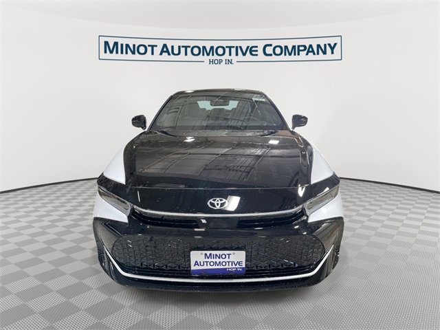 New 2026 Toyota Crown Platinum image 3