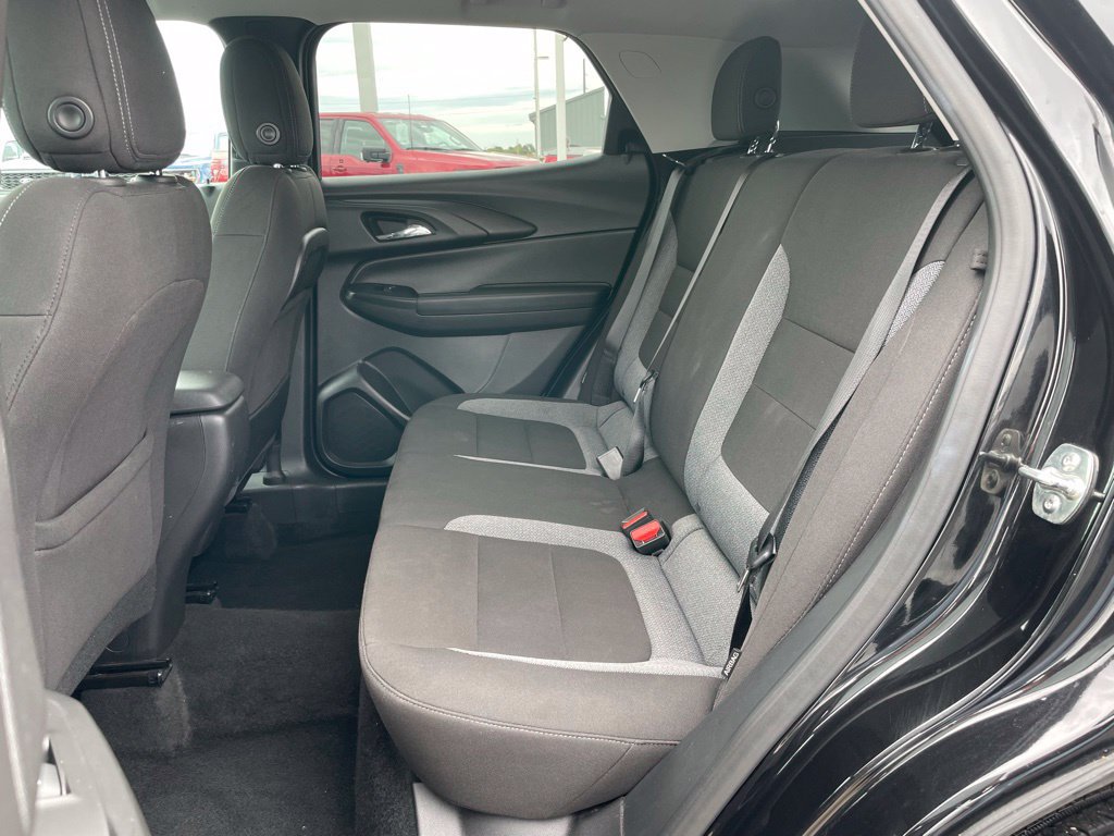 Used 2025 Chevrolet TrailBlazer LT AWD/4WD image 8