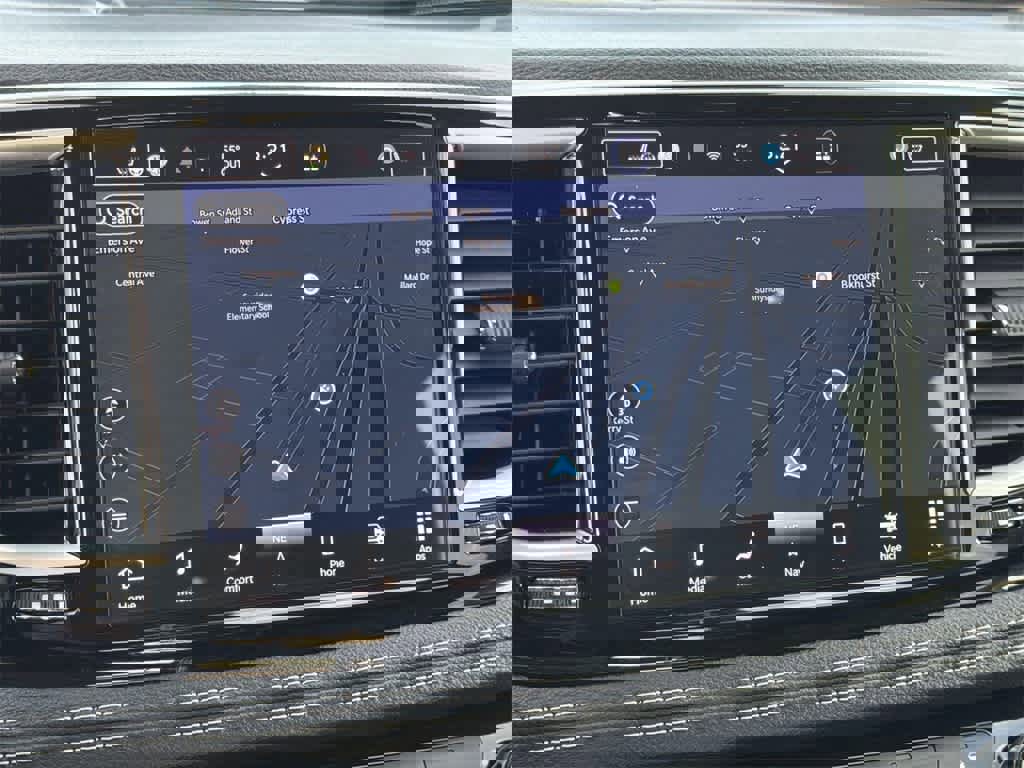 Used 2024 Chrysler Pacifica Select image 15