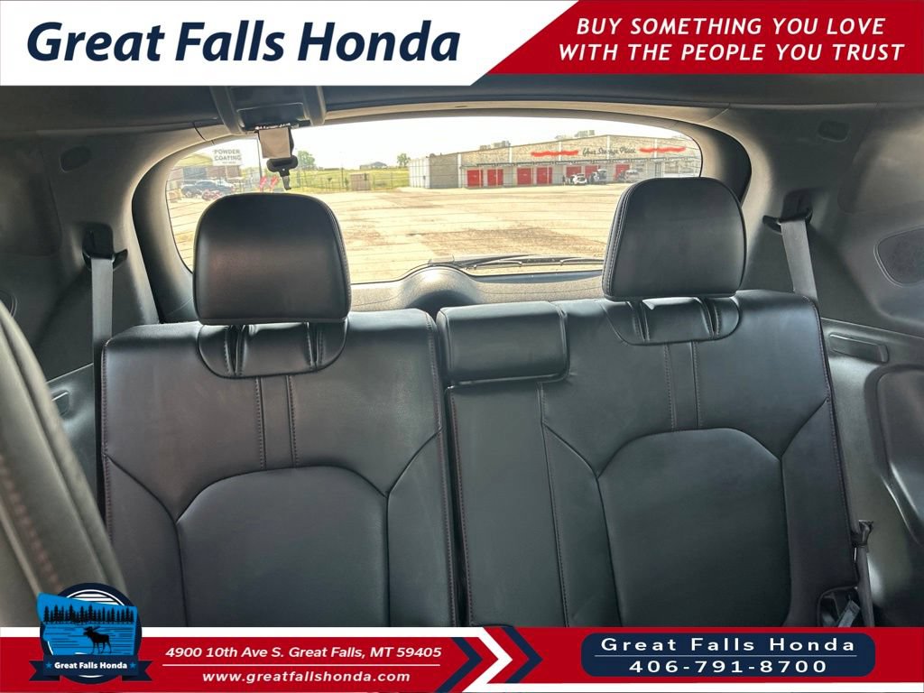 Used 2025 Honda Pilot Black Edition image 29