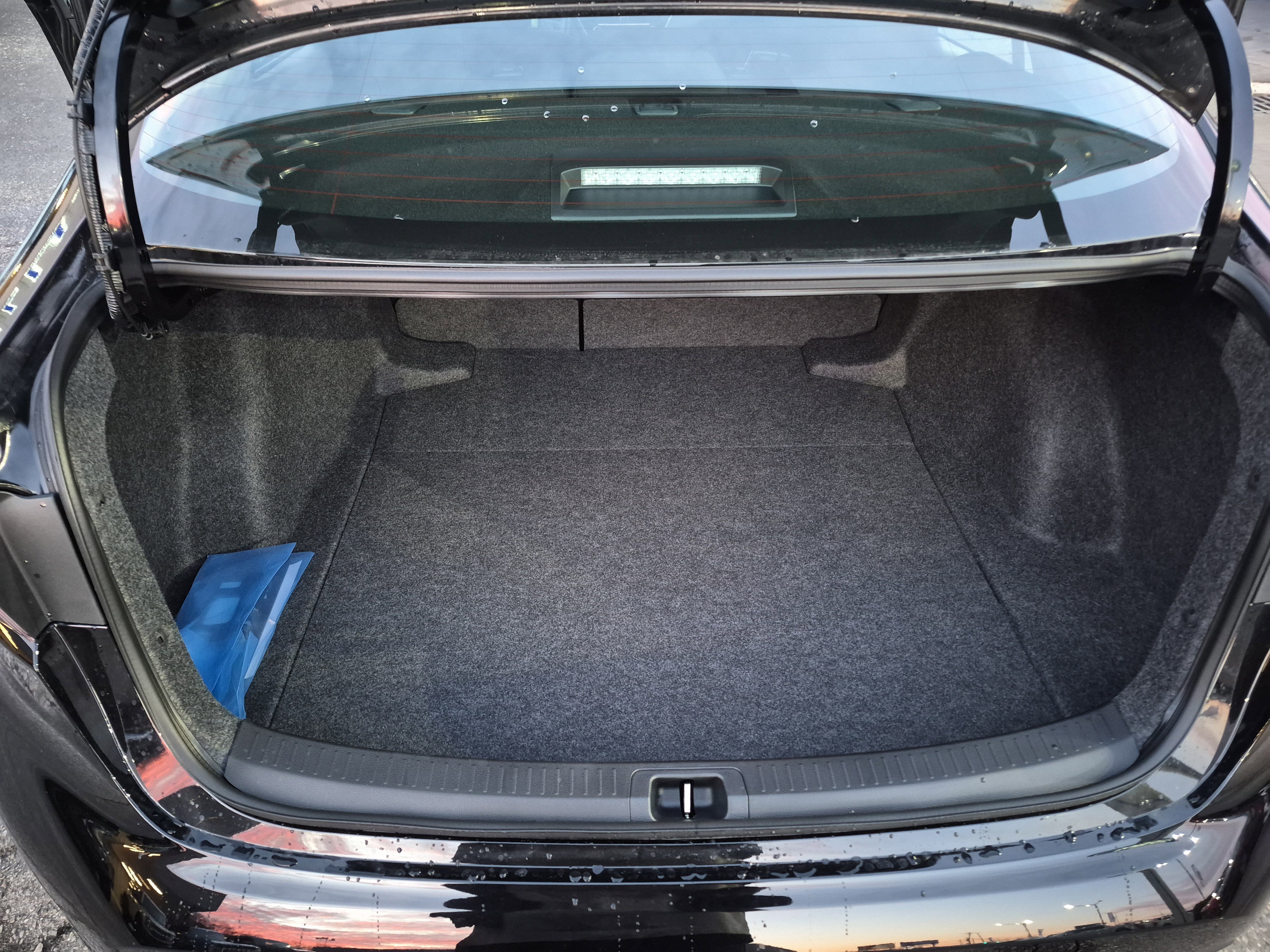 Used 2026 Toyota Corolla LE image 7