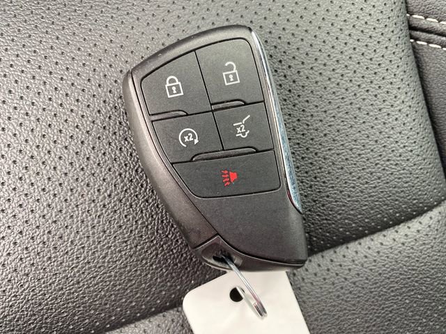 Certified 2026 Chevrolet Traverse LT AWD/4WD image 24