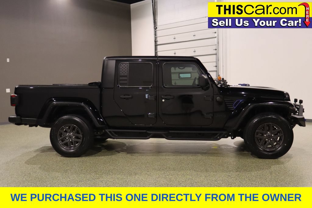 Used 2024 Jeep Gladiator Sport AWD/4WD image 11