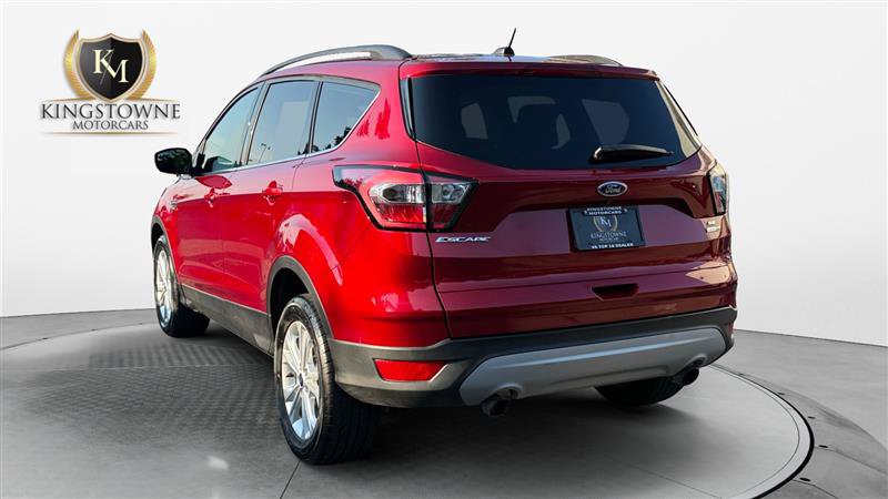 Used 2018 Ford Escape SE AWD/4WD image 3