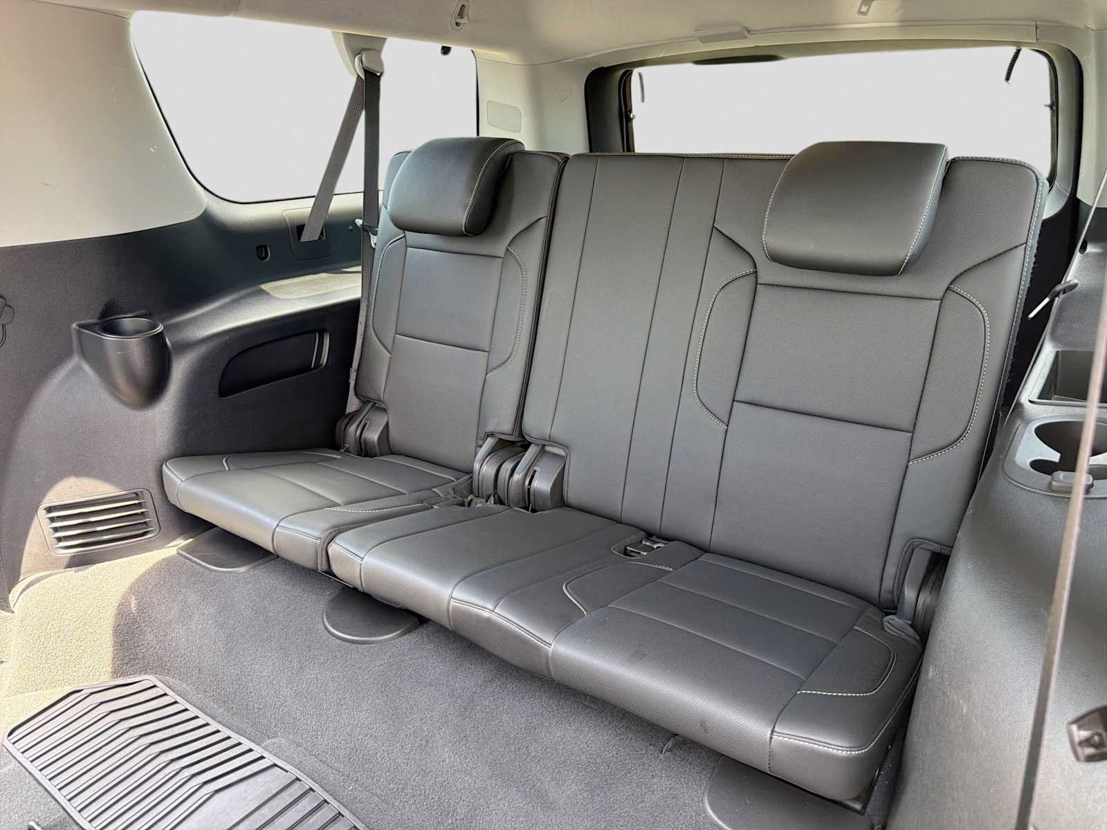 Used 2019 GMC Yukon XL SLT w/ Open Road Package AWD/4WD image 23