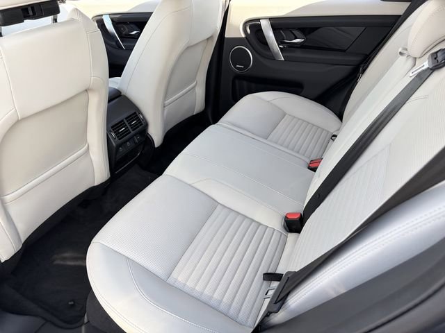 Used 2025 Land Rover Discovery Sport S image 26