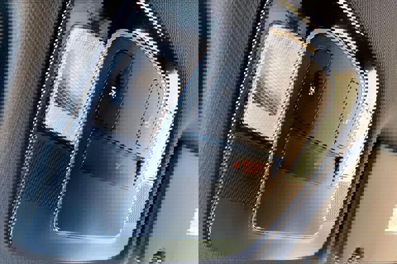 Used 2023 Hyundai Santa Cruz SE image 32