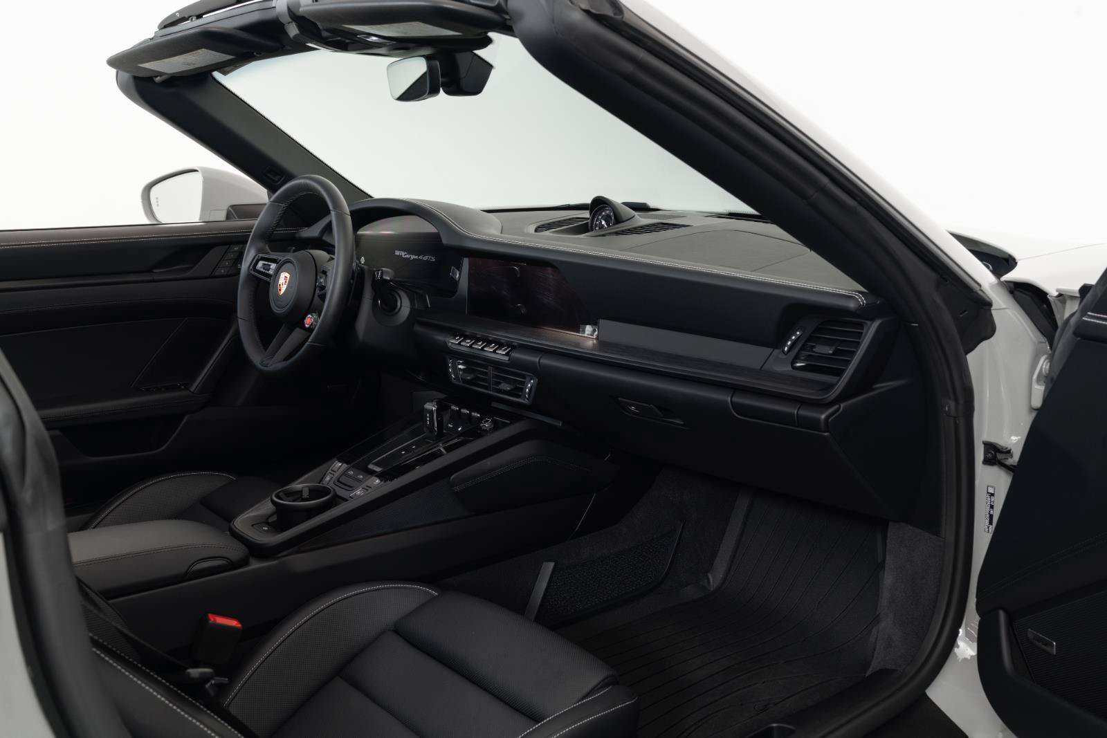Used 2025 Porsche 911 Targa 4 GTS AWD/4WD image 9