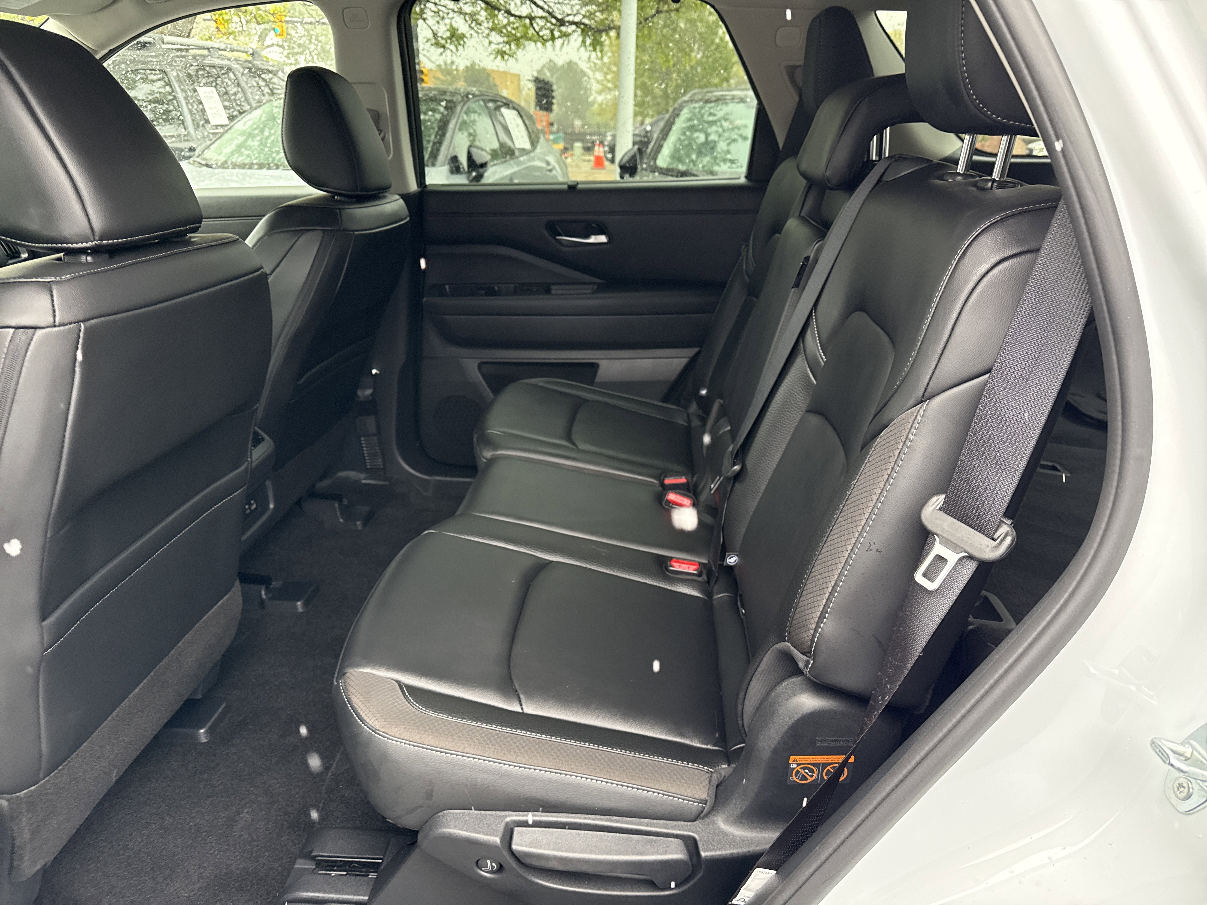 Certified 2025 Nissan Pathfinder SL AWD/4WD image 17