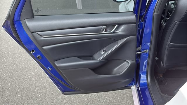Used 2018 Honda Accord Sport image 20