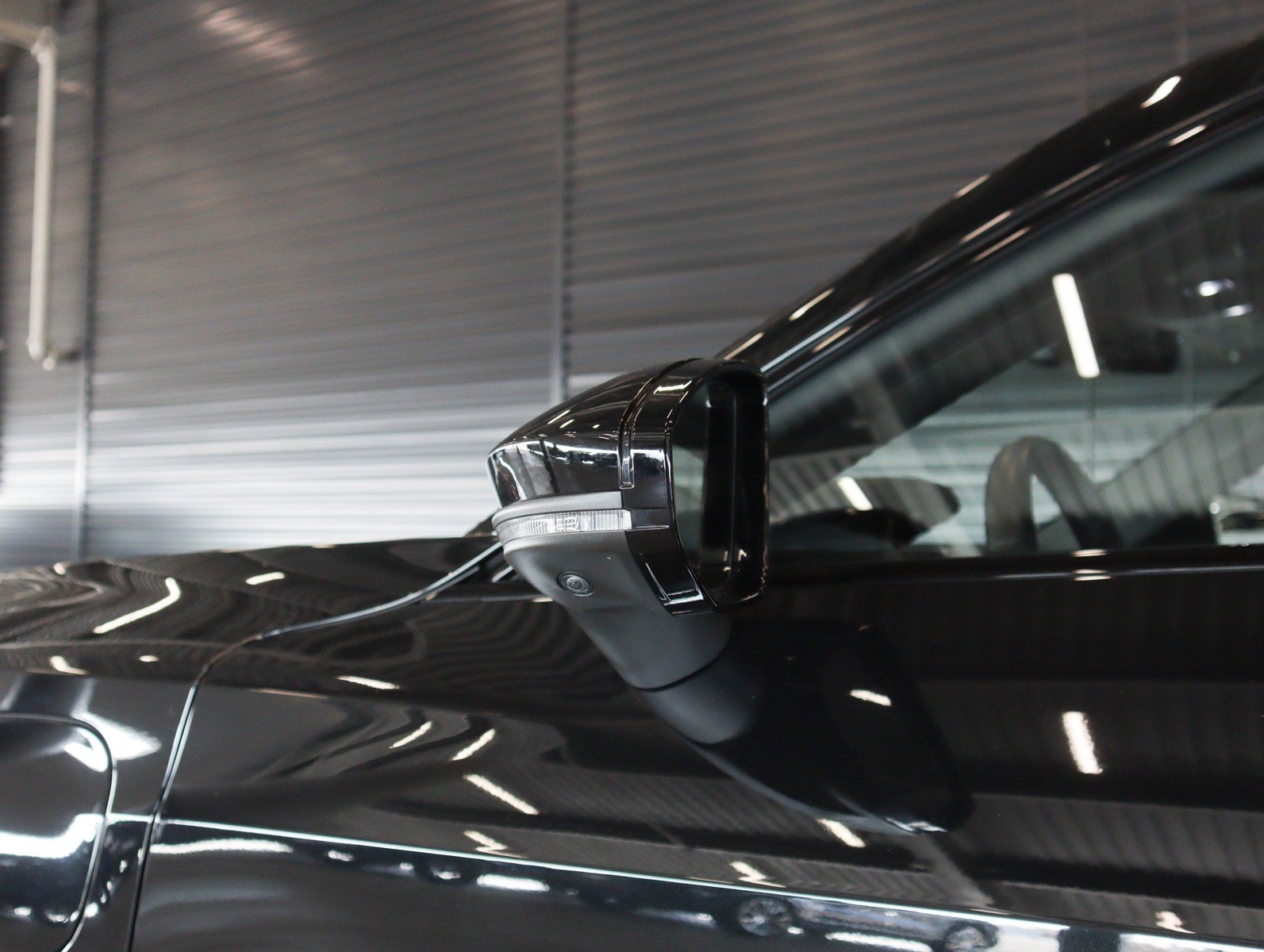 Used 2024 Audi RS e-tron GT w/ Carbon Performance Package image 30