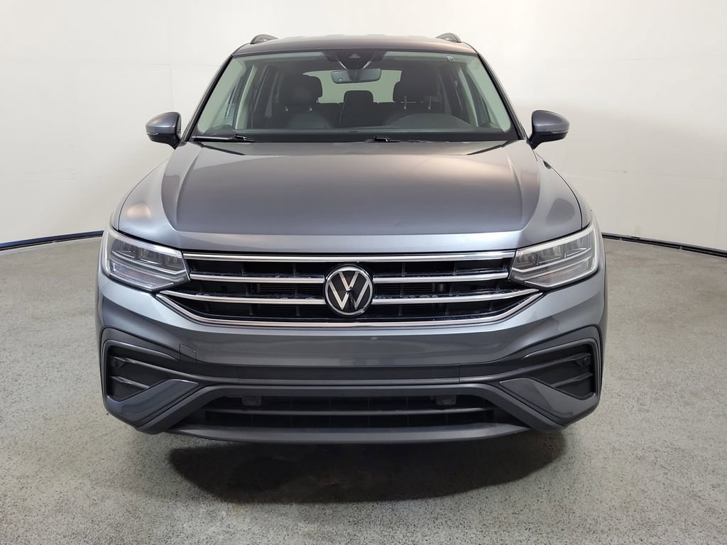 Used 2024 Volkswagen Tiguan S FWD image 2