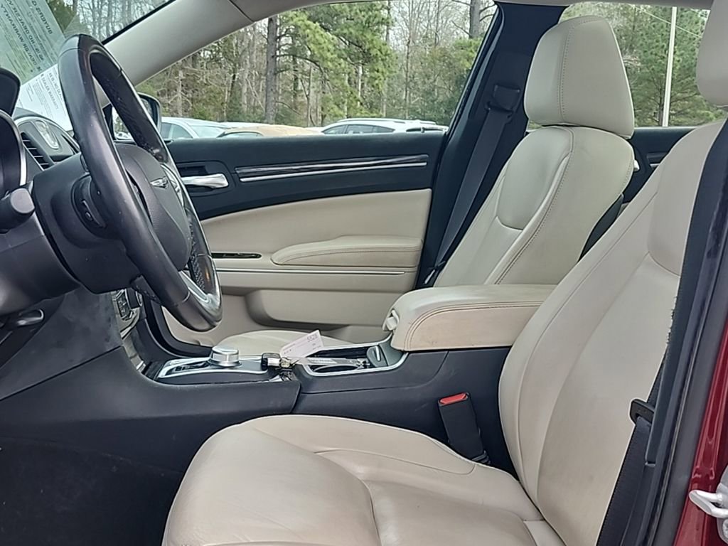 Certified 2021 Chrysler 300 Touring L w/ Popular Equipment Group image 28