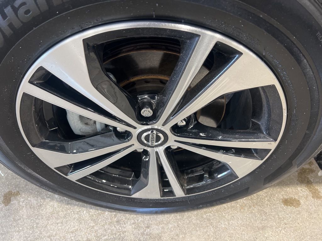 Used 2023 Nissan Sentra SV w/ All-Weather Package image 41