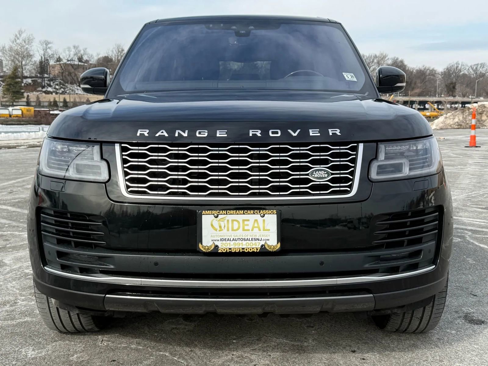 Used 2022 Land Rover Range Rover Westminster Edition image 2