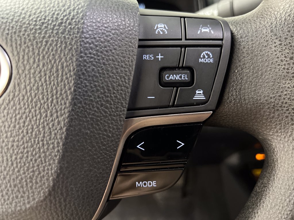 Used 2025 Toyota Camry LE FWD image 45