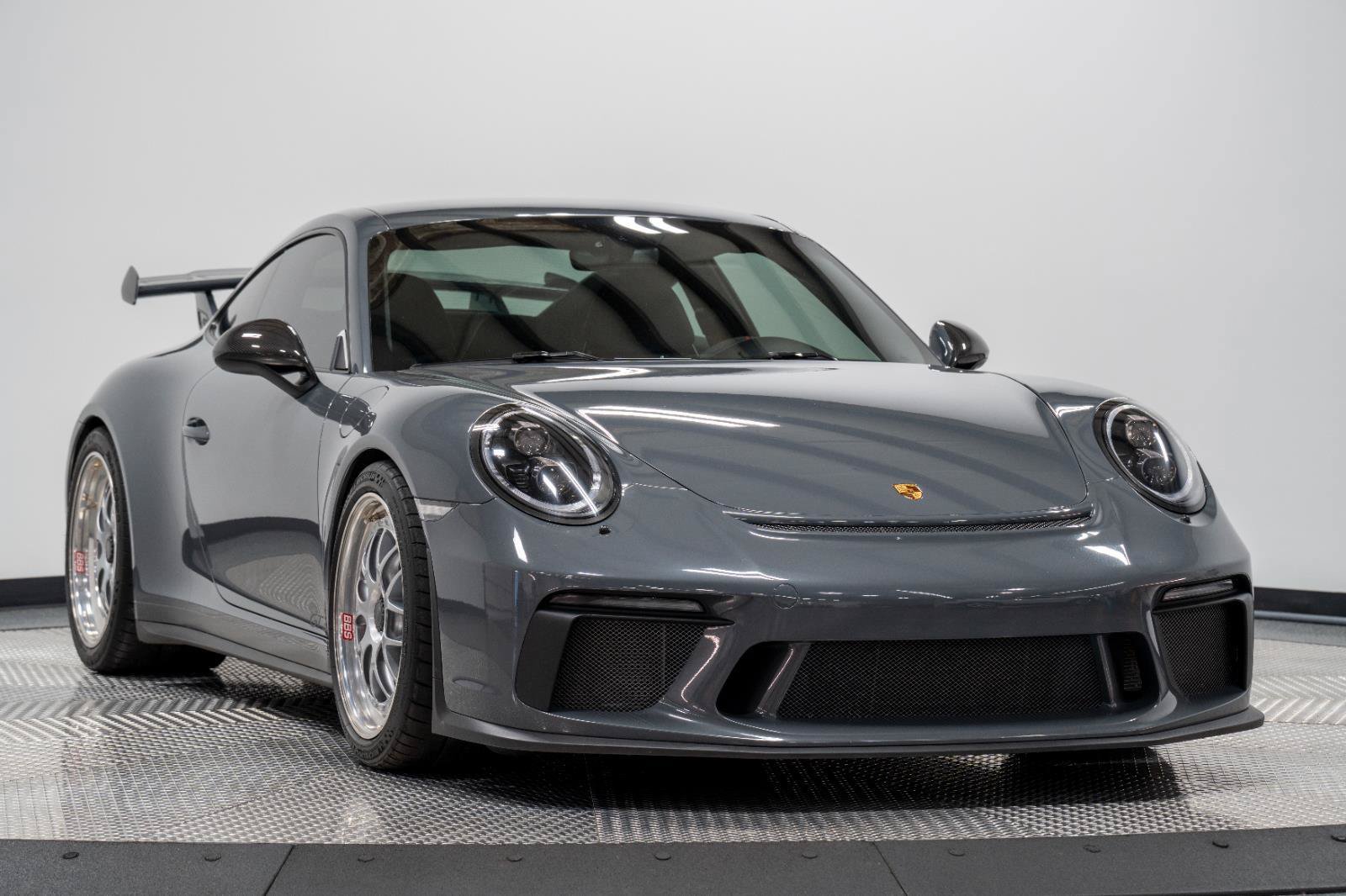Used 2018 Porsche 911 GT3 RWD image 1