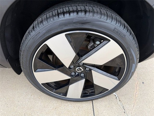 Used 2023 Volvo C40 P8 Recharge Ultimate image 6