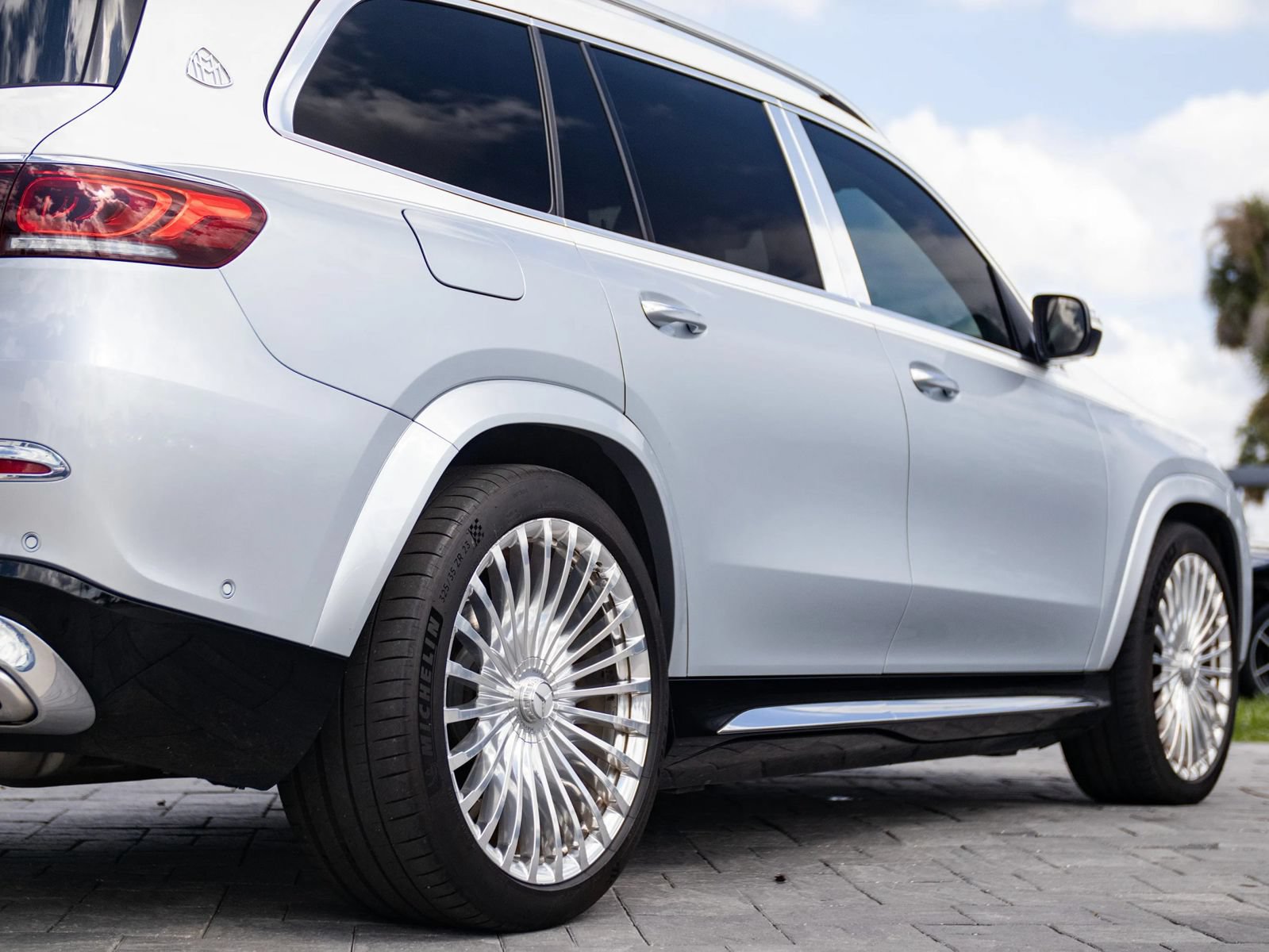 Used 2022 Mercedes-Benz Maybach GLS 600 4MATIC image 19