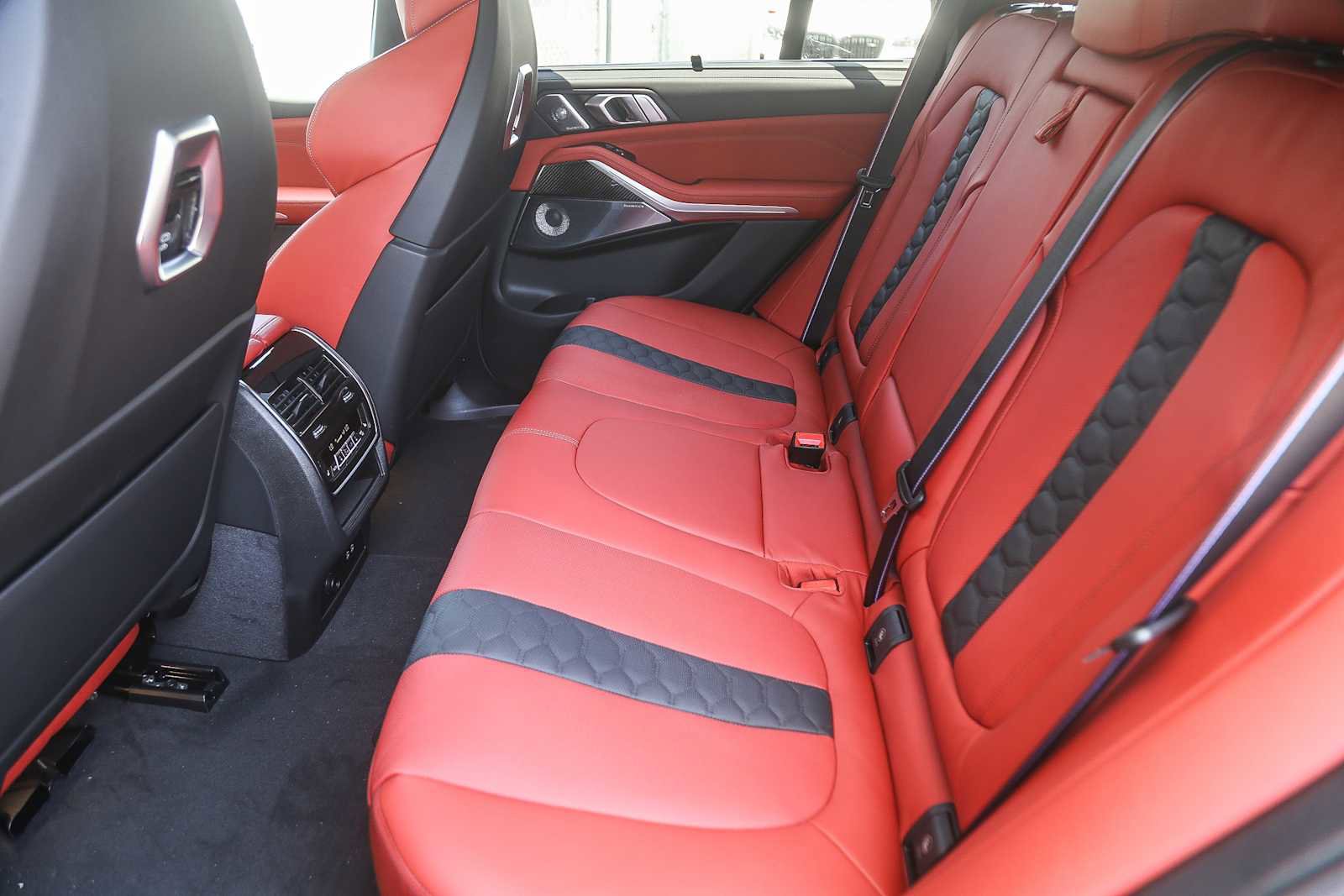 New 2026 BMW X5 M Competition w/ Executive Package image 15