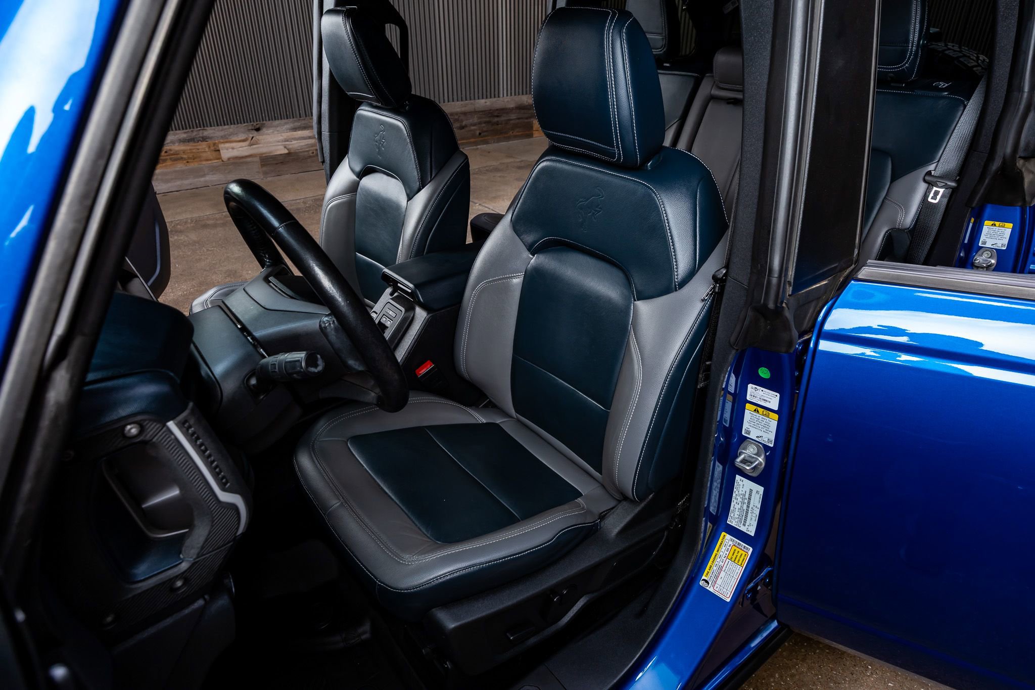 Used 2021 Ford Bronco First Edition AWD/4WD image 28